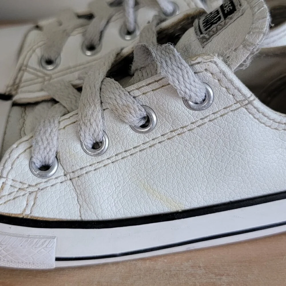 Converse Low Top White Faux Leather Toddler Infant Unisex Sneakers Shoes CTAS 8
